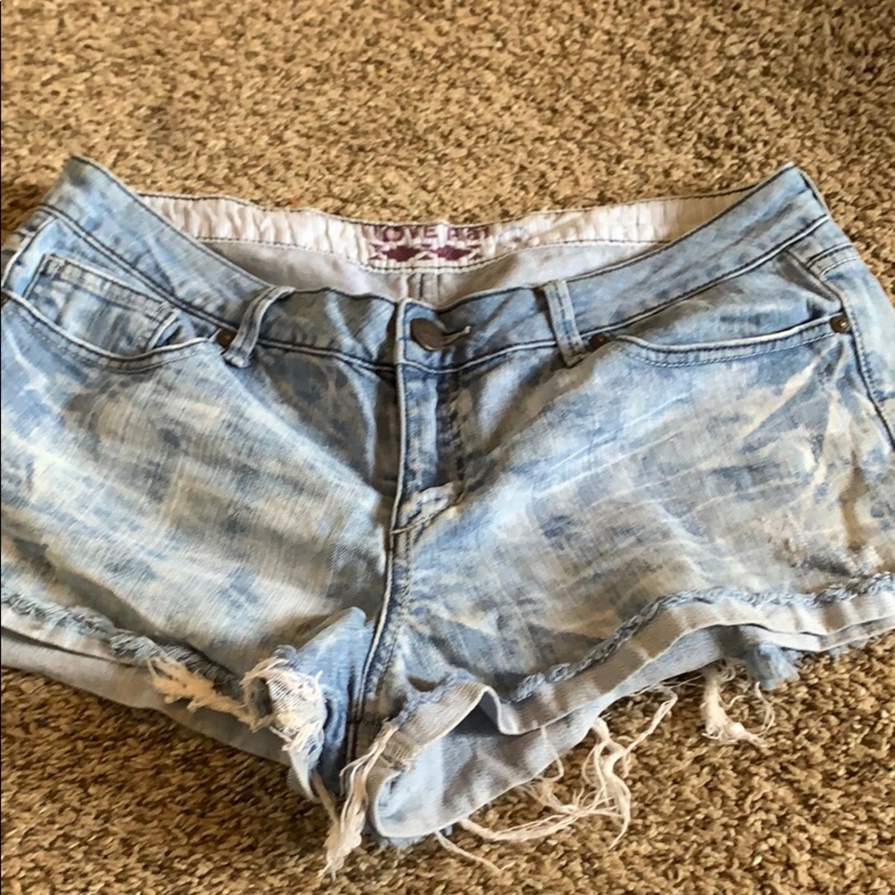 Cut off shorts